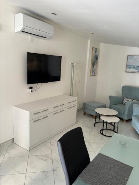 Apartment Alsia Porec Exterior photo